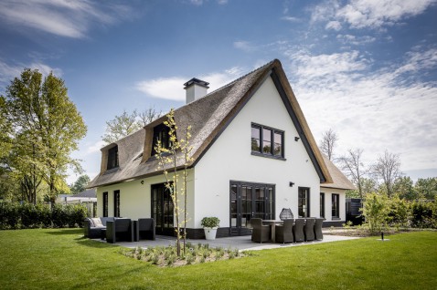 Foto : Landelijke rietkap